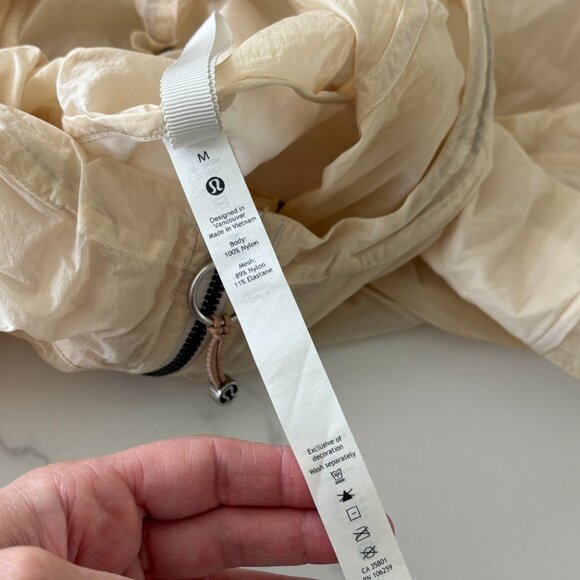 Lululemon 'Step Out Anorak' - Translucent 'White Opal' Color, Size Medium - Picture 11 of 11